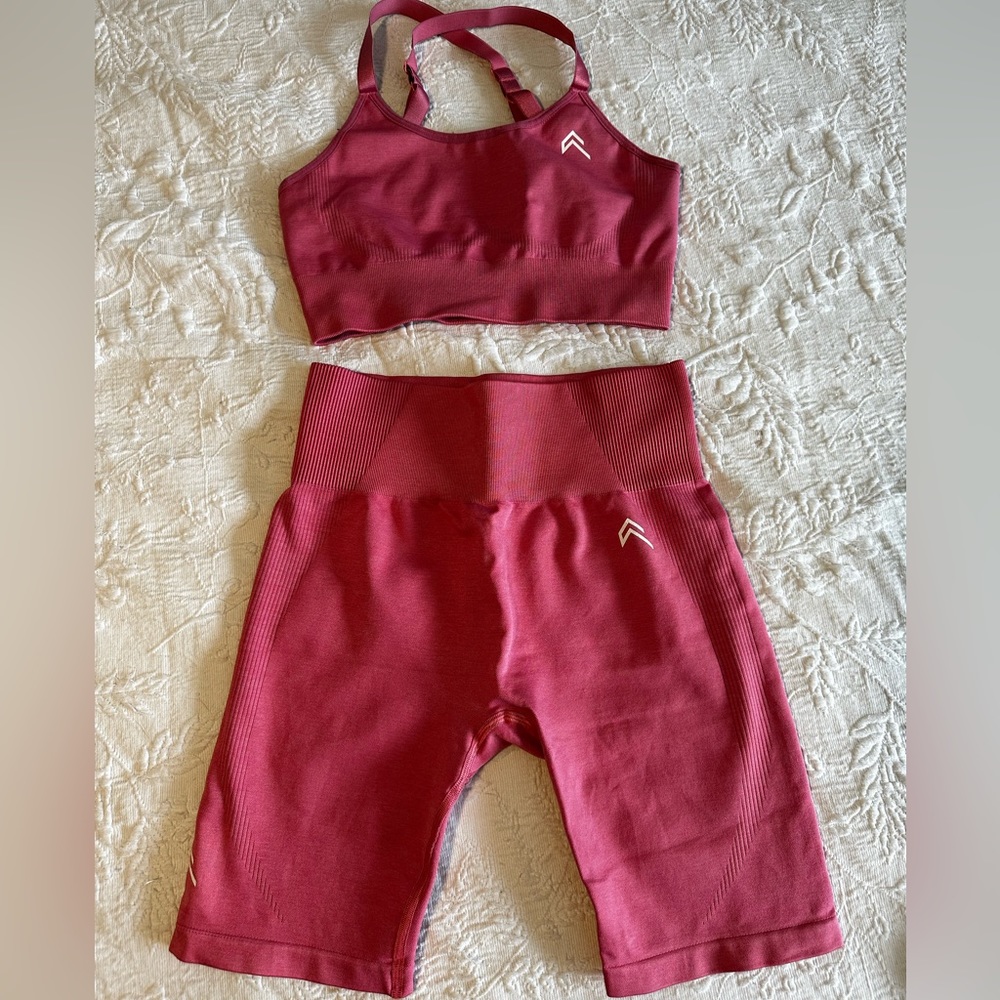 Oner Active Classic Seamless Bra & Short Set in Guava
